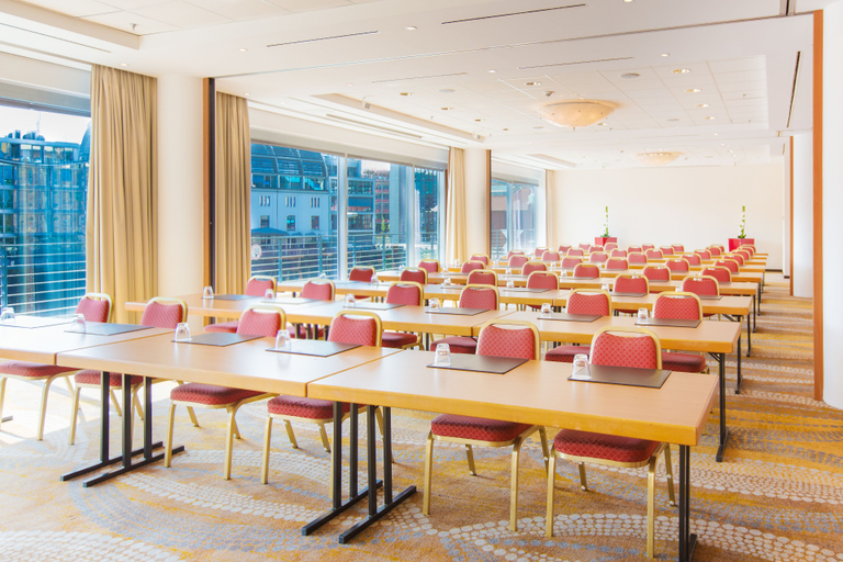 Business Facilities 3, Courtyard by Marriott Düsseldorf Hafen, Düsseldorf