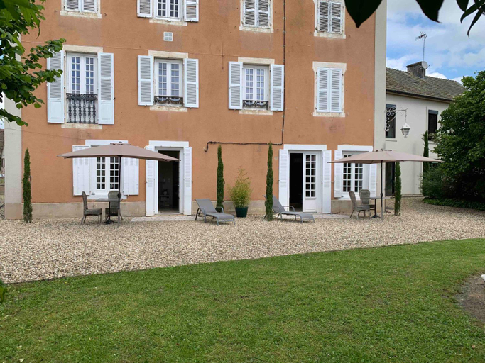 Exterior & Views 1, STUDIO EN VILLE ET CAMPAGNE, Saône-et-Loire