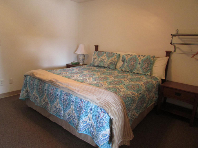 Others 4, Douglas Inn & Suites, Blue Ridge, GA, Fannin