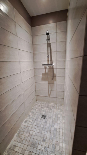 Bathroom 3, Les Chambres d'Isa, 15km du Puy du Fouu, Deux-Sèvres