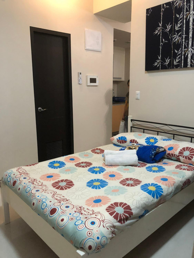 Others 3, 101 Newport Boulevard-Favila Condotel Unit near Airport, Pasay City
