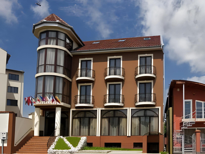 Exterior & Views 1, RHC Royal Hotel, Oradea