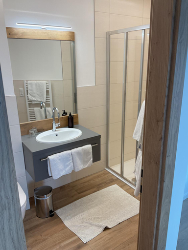 Bathroom 3, Landgasthof Dorfstadl, Kitzbühel