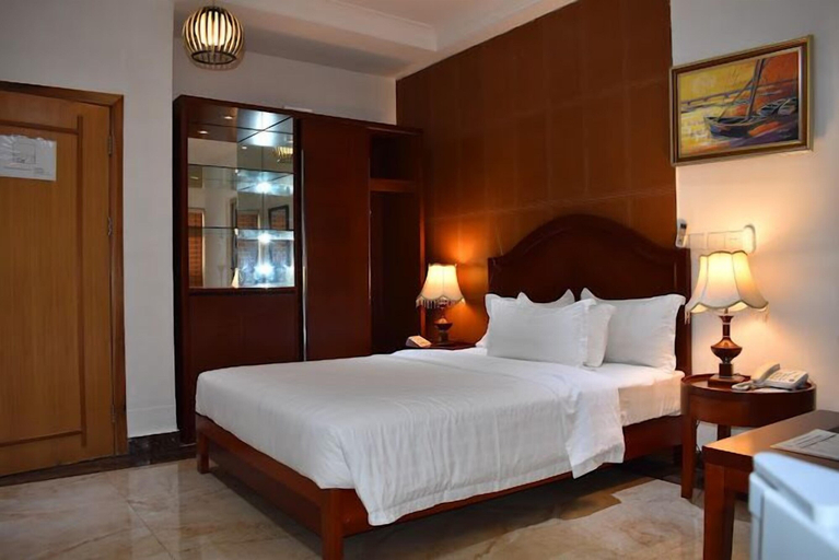 Bedroom 3, Fams Embassy Suites, Badagary