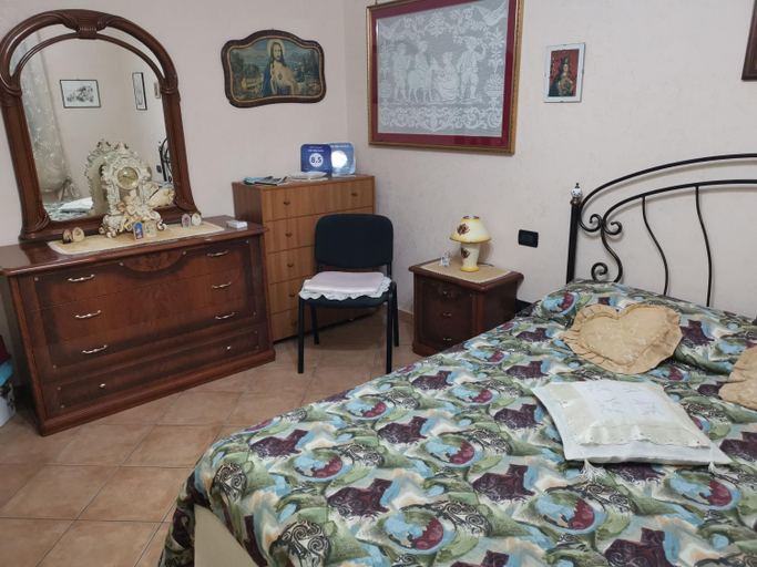 Others 2, B&B La Fenice, Palermo