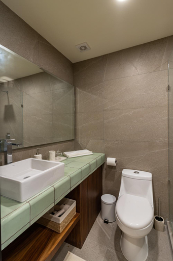 Bathroom 3, Beautiful Loft Steps From The Beach in Punta Cocos - D101, Lázaro Cárdenas