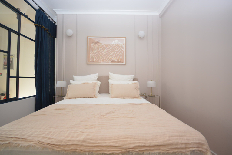 Bedroom 2, Reva Suites, Paris