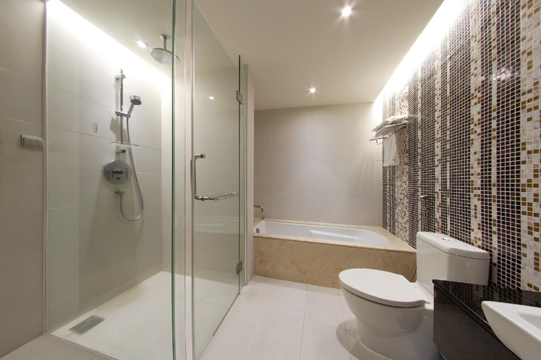Bathroom 5