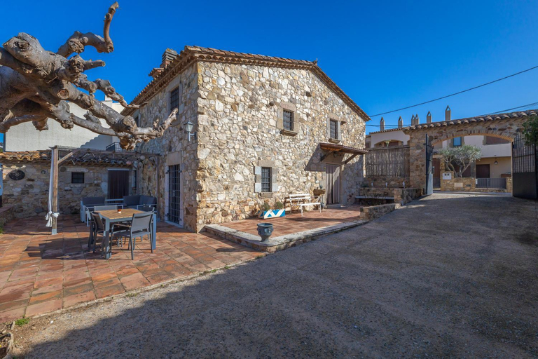 Exterior & Views 1, Can Tarana, Girona