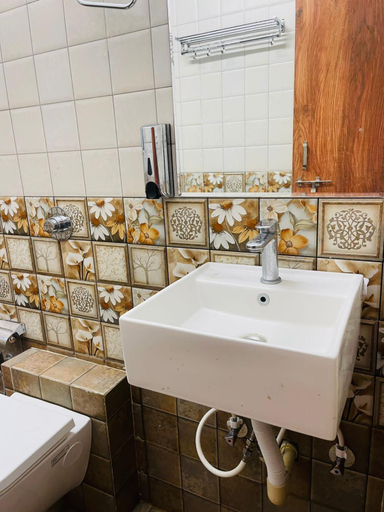 Bathroom, Green Gold Resort & Restaurant, Nagpur