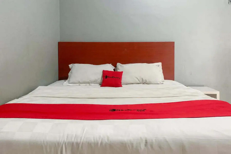 Bedroom 8