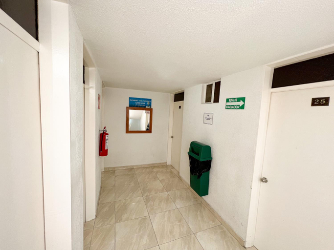 Others 5, Hotel Argentina, Aguascalientes