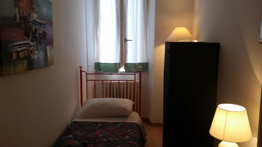 Bedroom 2, Casa Maria e Casa Cristina, Terni