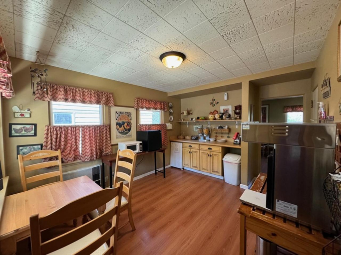 Others 5, Rugged Country Lodge, Umatilla