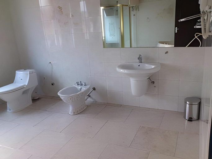 Others 5, Tribeca Hotel, Accra