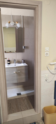 Bathroom 4, El Greco, West Greece