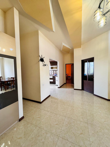 Others 5, Garden EVN Airport 5 min from Airport, Yerevan