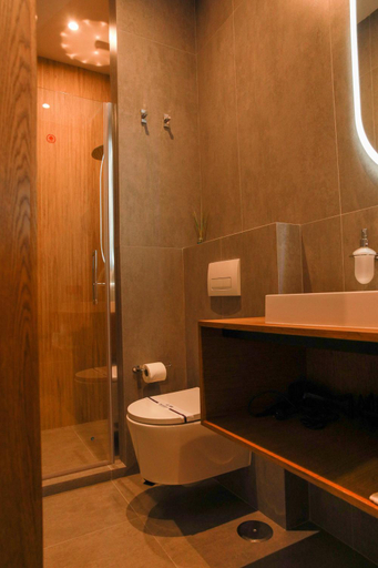 Others 3, Apart-hotel Dream, Málaga
