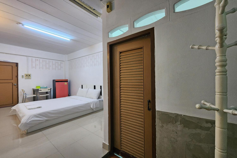 Bedroom 14