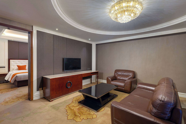 Others 5, Hawthorn by Wyndham Dehong Mangshi, Dehong Dai and Jingpo