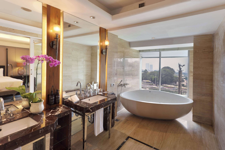 Bathroom 6