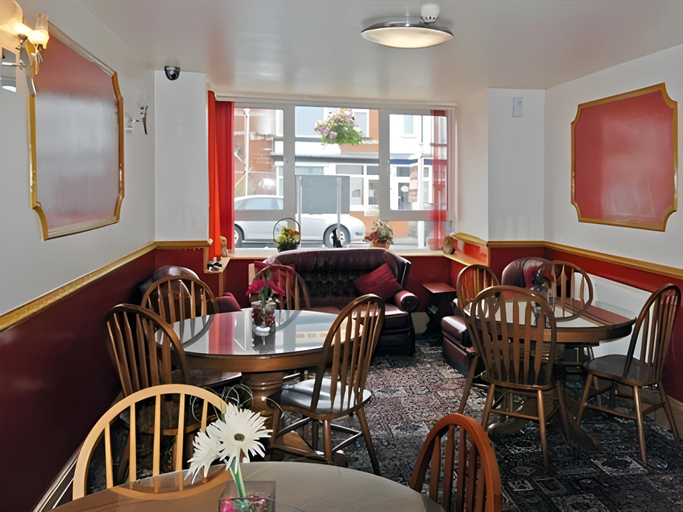 Food & Drinks 3, Oakwell Holidays, East Riding of Yorkshire