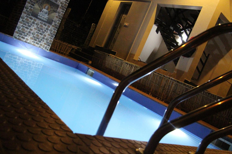 Vijay Resorts - Delux Rooms, Vellore