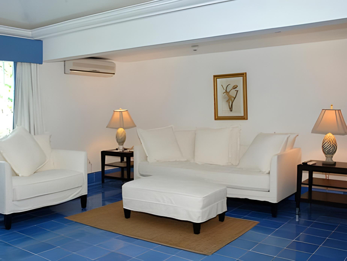 Bedroom 3, Couples Sans Souci 