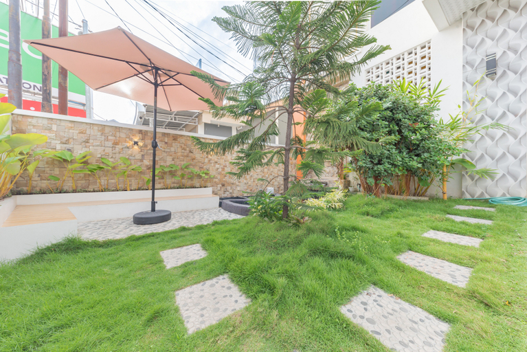Exterior & Views 2, Sans Hotel Sky Home Syariah Tegal, Tegal