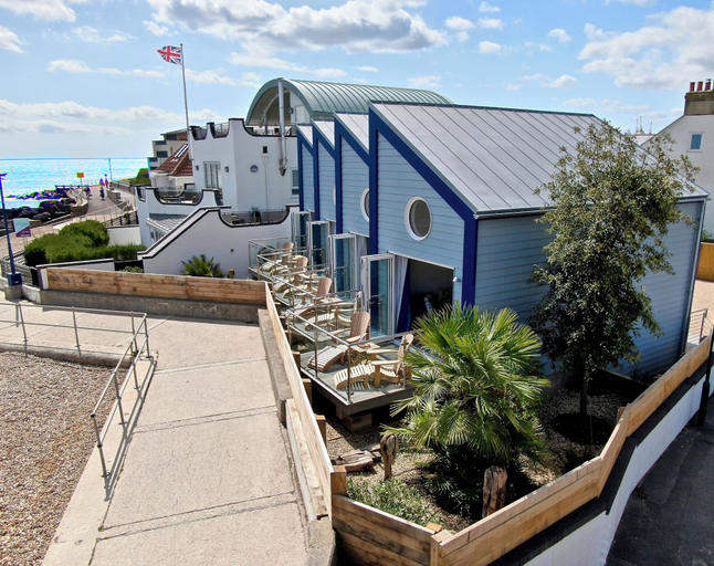 Exterior & Views, Beach Hut Suites, West Sussex
