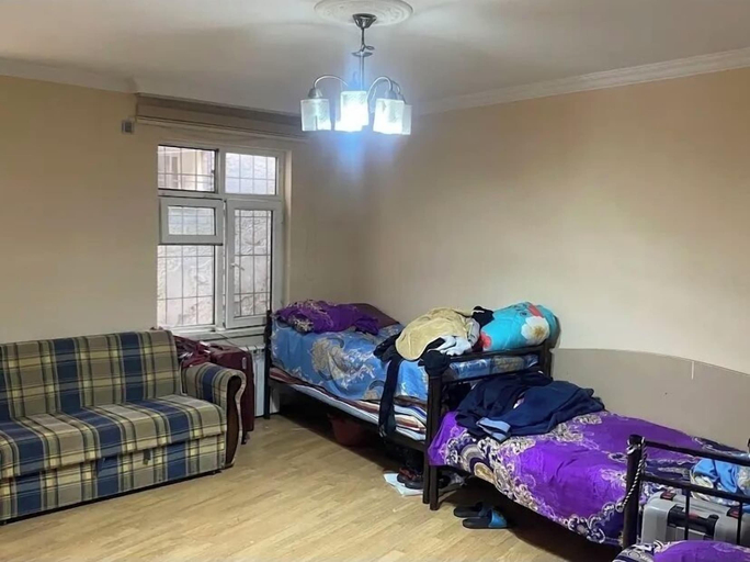 Bedroom 3, Gujrati dera hostel, Baku