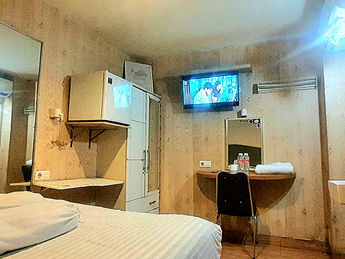 Bedroom 2, MAXI Hotel Mangga Dua Ancol Jakarta, Central Jakarta