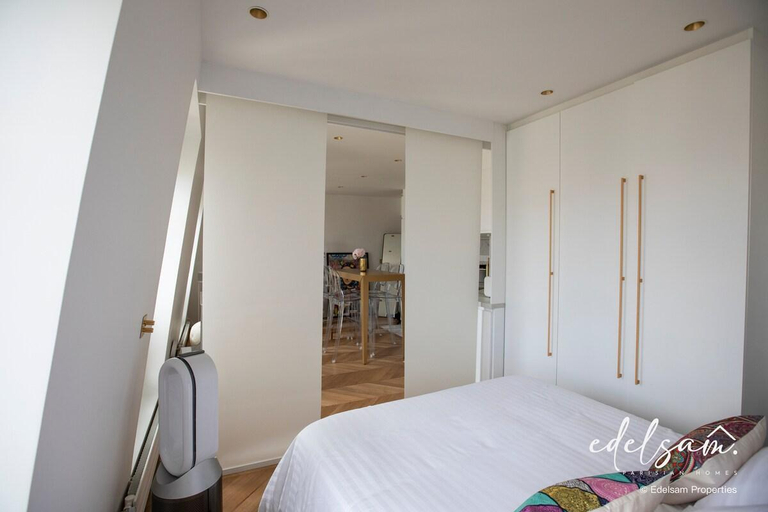 Bedroom 3, Paris Monceau by Edelsam, Paris