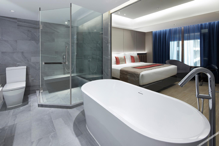 Bedroom 3, Grace At Five by Grace Hotel Bangkok, Wattana