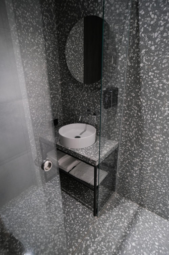 Others 3, Vip Avtim hotel, Uzhhorods'ka