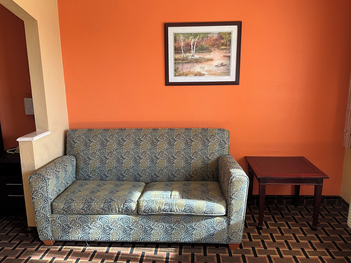 Others 5, Executive inn & Suites, Fayette