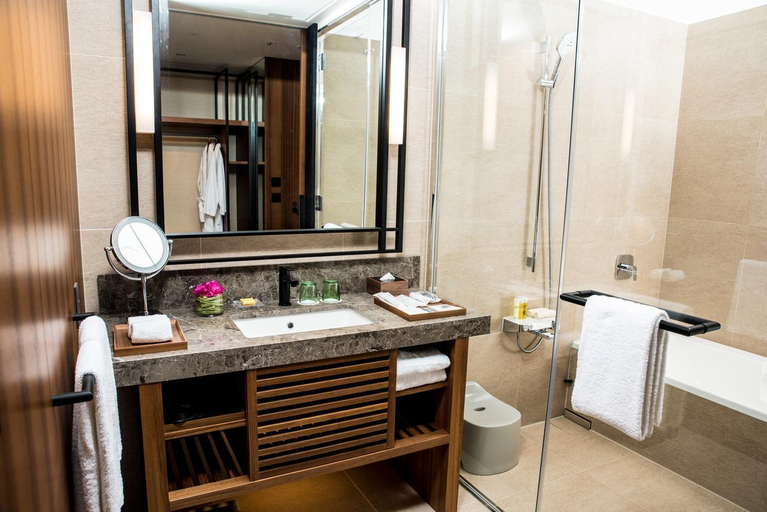 Bathroom 5, Hyatt Regency Seragaki Island, Okinawa, Onna