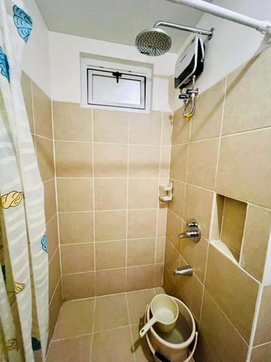 Others 2, 1 BR Condo Unit at The Celandine Condominium near Ayala Cloverleaf Mall, Quezon City