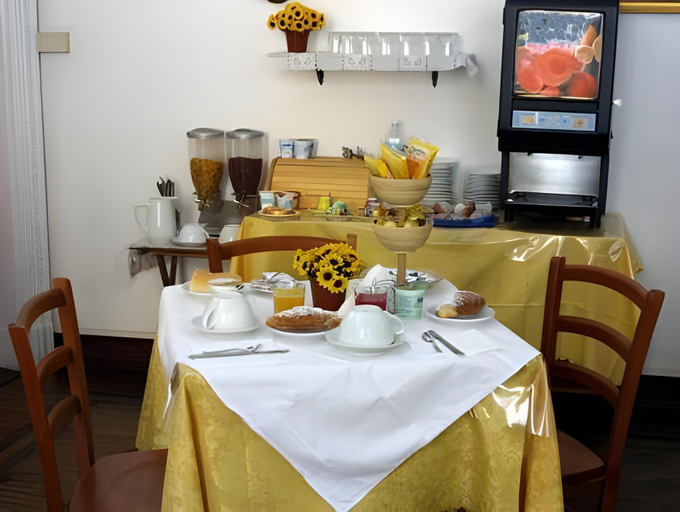 Food & Drinks 4, Family Hotel Balbi, Genova