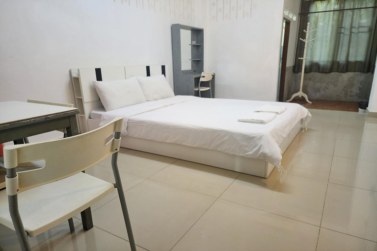 Bedroom 10