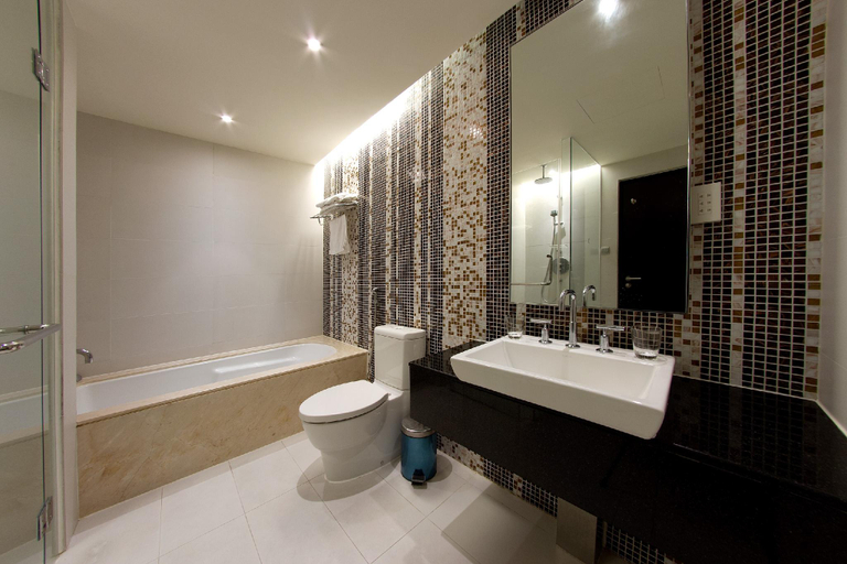 Bathroom 4