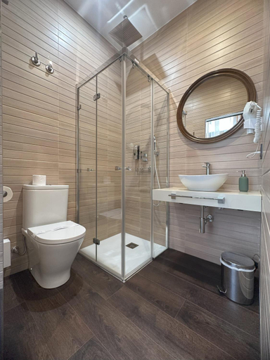 Bathroom 2, CLAREN´S BOUTIQUE ROOMS, Asturias