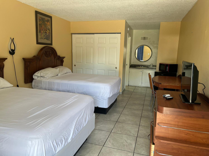 Others 5, ParadiseInn, Osceola
