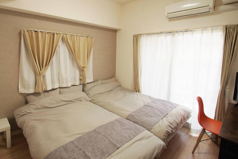 Bedroom 2, Tsumugi 402, Osaka