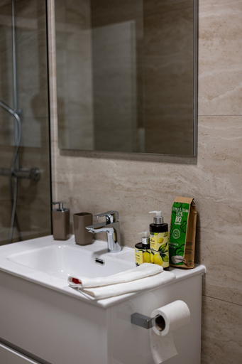 Bathroom 3, Apartments Koby, Okrug