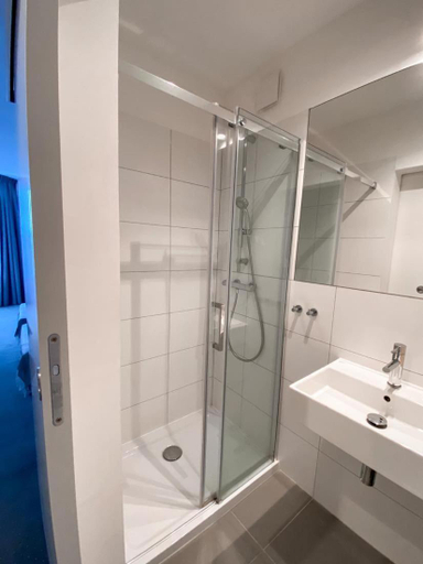 Bathroom 3, Osrodek Tulipan, Cieszyn