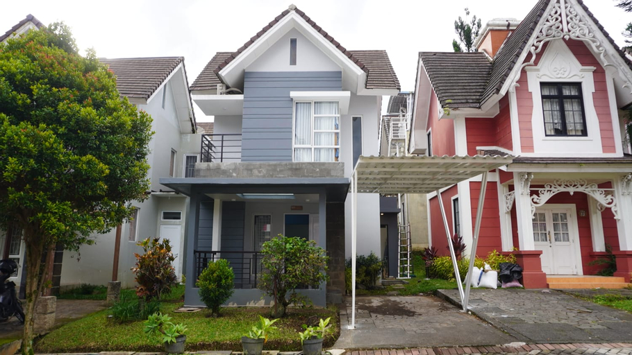 Villa Dalia Puncak EE8/25, Bogor