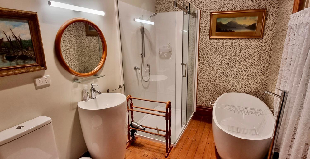 Bathroom, Pheasant Lodge, Kaipara