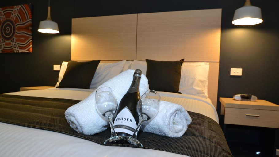 Others 3, The Astor Suites, Goulburn Mulwaree - Goulburn