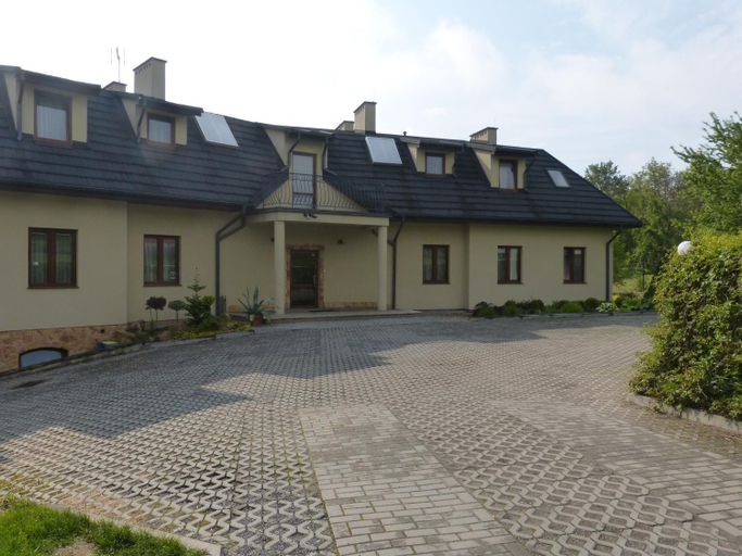Others 4, Dom Wycieczkowy PTTK "TURYSTA", Sandomierz